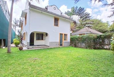 4 Bed Townhouse with En Suite at Lavington Green - 2