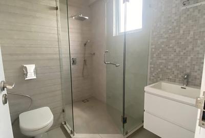 2 Bed Apartment with En Suite at Nyeri Road - 4