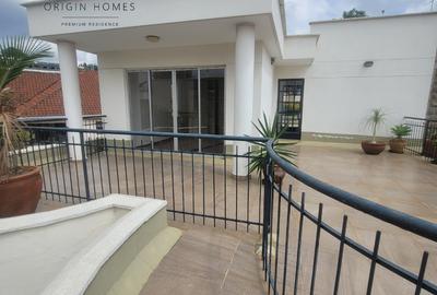 4 Bed Apartment with En Suite at Lavington