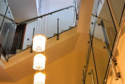 5 Bed Townhouse with En Suite at Lavington Green - 3