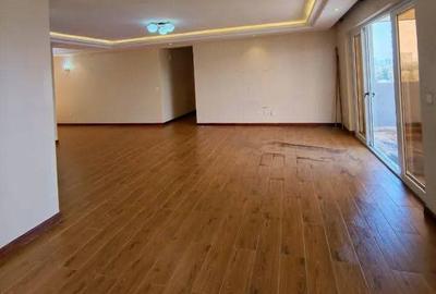 3 Bed Apartment with En Suite in Kilimani