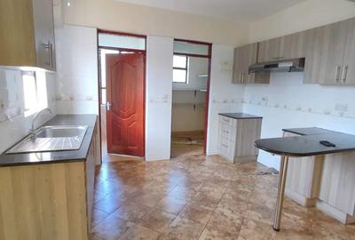 1 Bed Apartment with En Suite in Kilimani - 2