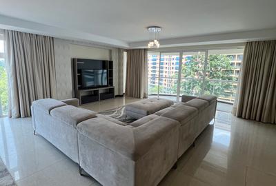 Serviced 3 Bed Apartment with En Suite at Riverside - 3