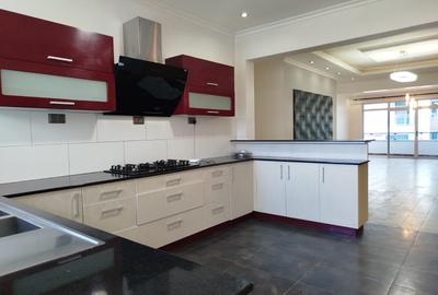 4 Bed Apartment with En Suite in Kileleshwa - 2
