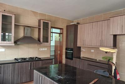 4 Bed House with En Suite in Karen - 2