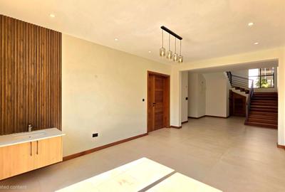 5 Bed House with En Suite in Karen - 4