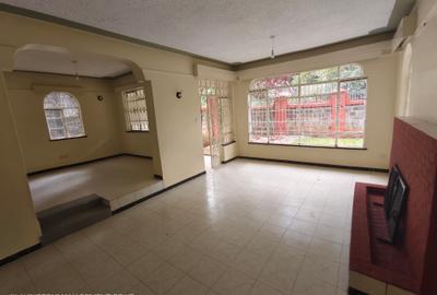 4 Bed Townhouse with En Suite at Lavington Green - 4
