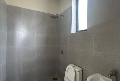 5 Bed Townhouse with En Suite at Manyani East - 4