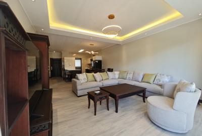 Furnished 2 Bed Apartment with En Suite at Riverside Drive