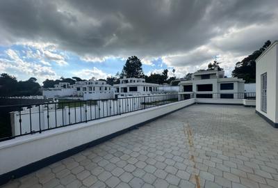 5 Bed Townhouse with En Suite in Loresho