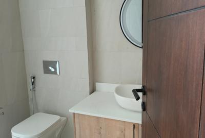 5 Bed Townhouse with En Suite at Lavington - 2