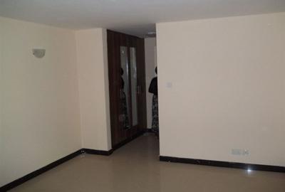 2 Bed Apartment with En Suite in Garden Estate - 2