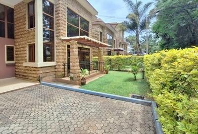 5 Bed Townhouse with En Suite in Lavington