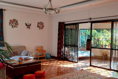5 Bed House with En Suite in Gigiri - 4