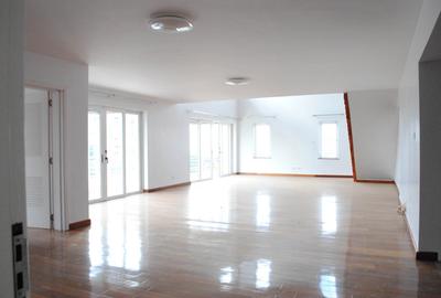 4 Bed Apartment with En Suite at Ole Odume - 2