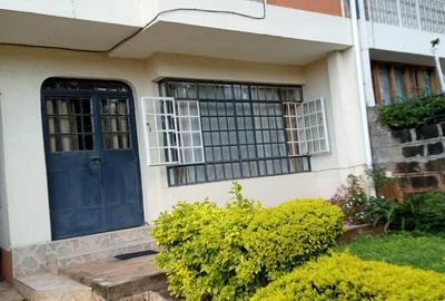 3 Bed Villa with En Suite in Langata