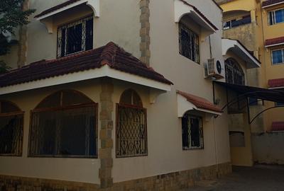 4 Bed Villa with En Suite in Nyali Area