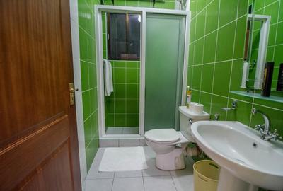 5 Bed House with En Suite in Shanzu - 3