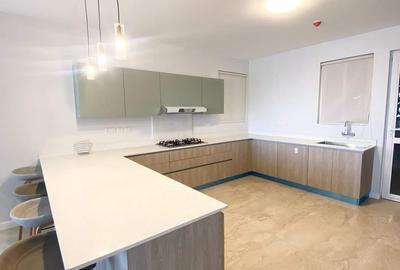 4 Bed Apartment with En Suite in Kileleshwa