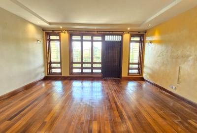 4 Bed House with En Suite at Runda