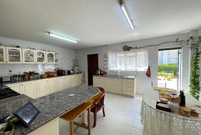 4 Bed House with En Suite in Spring Valley - 3