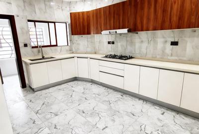 Furnished 3 Bed Apartment with En Suite at Kileleshwa - 4