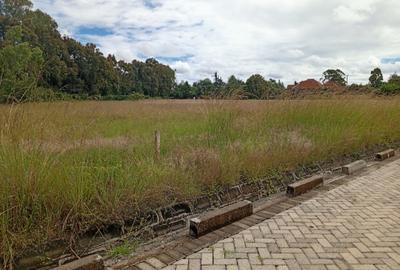 Land in Karen