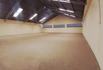 11,260 ft² Warehouse with Parking in Syokimau - 2