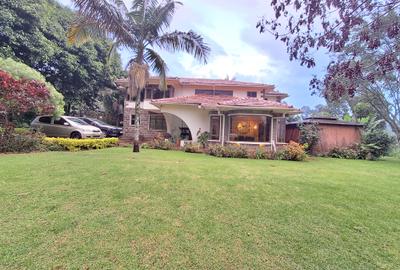 5 Bed Townhouse with En Suite at Kitusuru Road