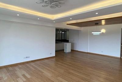 4 Bed Apartment with En Suite in Kileleshwa