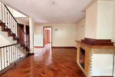 4 Bed Townhouse with En Suite at Lavington - 3