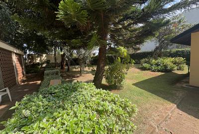 4 Bed Villa with En Suite at Eagle Park - 4