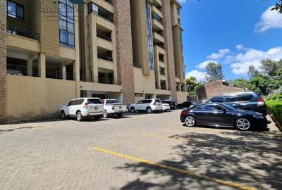 3 Bed Apartment with En Suite in Kilimani