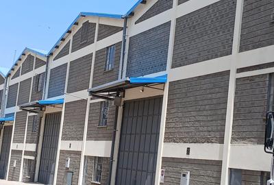 7,200 ft² Warehouse with Parking in Ruaraka