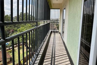 2 Bed Apartment with En Suite at Lavington