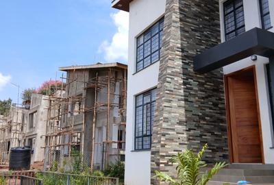 4 Bed Villa with En Suite in Waiyaki Way - 2