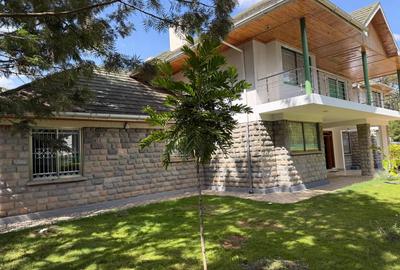 5 Bed Townhouse with En Suite in Karen
