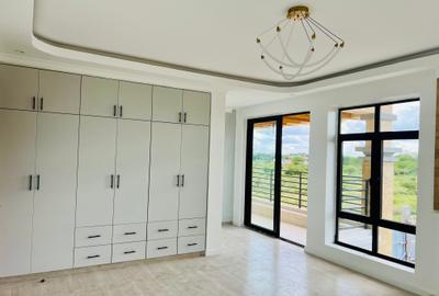 4 Bed Townhouse with En Suite at Kitengela - 2