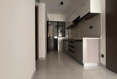 2 Bed Apartment with En Suite in Westlands Area - 4