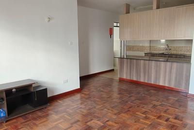 1 Bed Apartment with En Suite in Westlands Area
