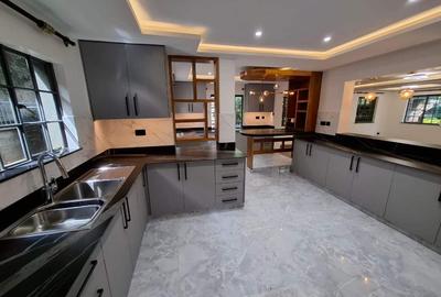 4 Bed Townhouse with En Suite in Kileleshwa - 4