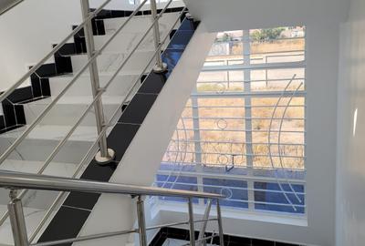 4 Bed House with En Suite in Kitengela - 4