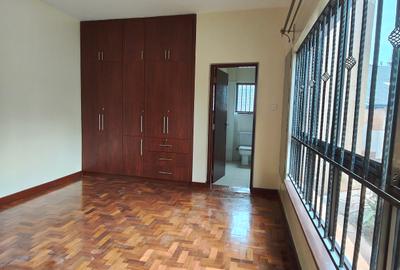 4 Bed Apartment with En Suite at Spring Valley - 2