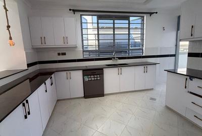 4 Bed Townhouse with Garden at Mugutha