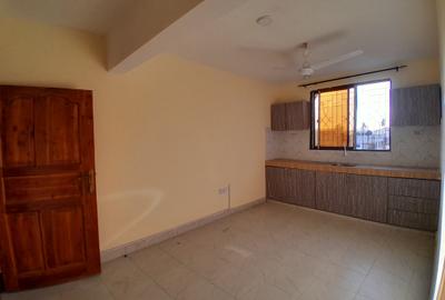 1 Bed Apartment with Borehole in Mtwapa - 4