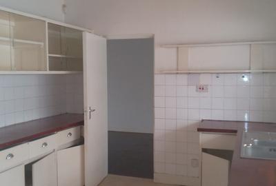 4 Bed House with En Suite at Rosslyn Area