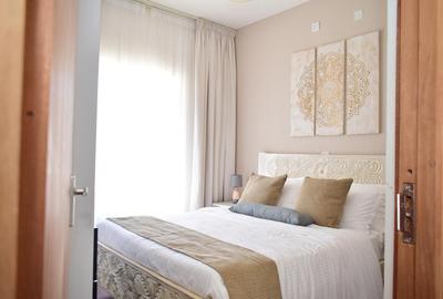 Serviced 3 Bed Apartment with En Suite at Coast