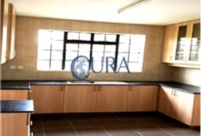 4 Bed Townhouse with Garden in Kiambu Road