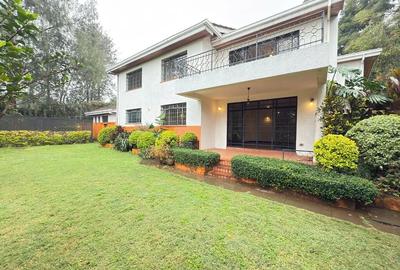5 Bed House with En Suite at Runda - 2
