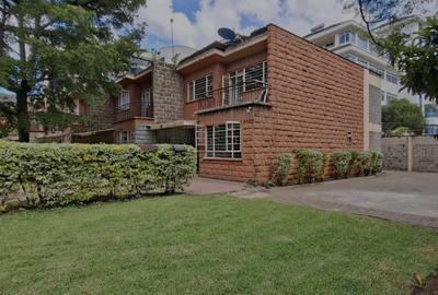 4 Bed Villa with En Suite in Kilimani - 2